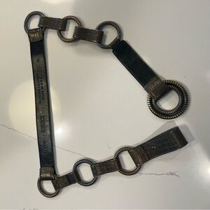 Carlisle VTG Women’s Belt #116395. USA Sz M. Olive w/Gold&Silver Tone Ri…